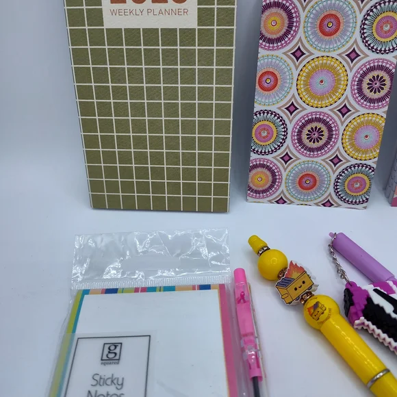 Stationery Bundle 2026 Planner Notepads Pens Sticky Notes Set Stocking Stuffer - Picture 4 of 5